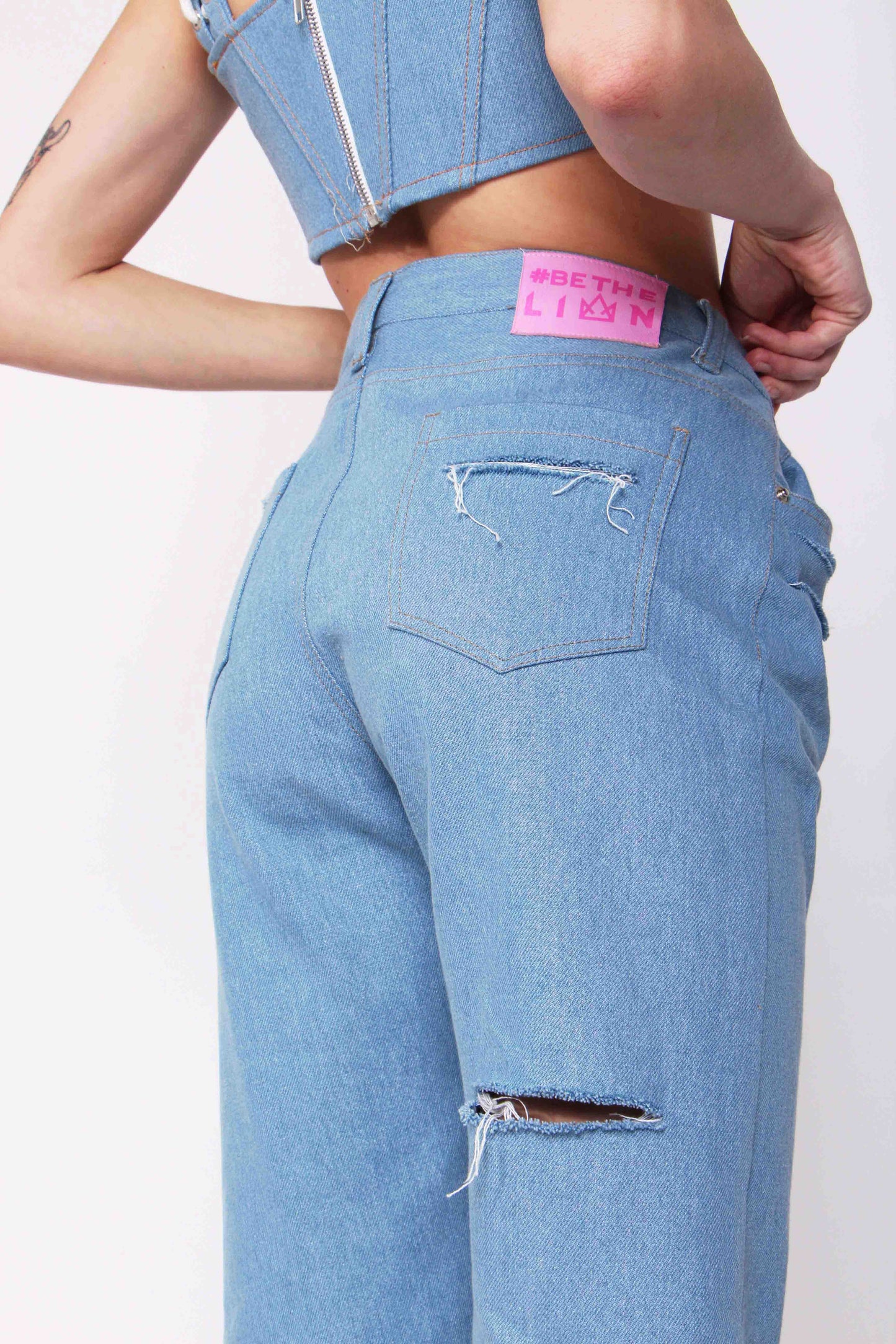 Denim Boyfriend Jeans