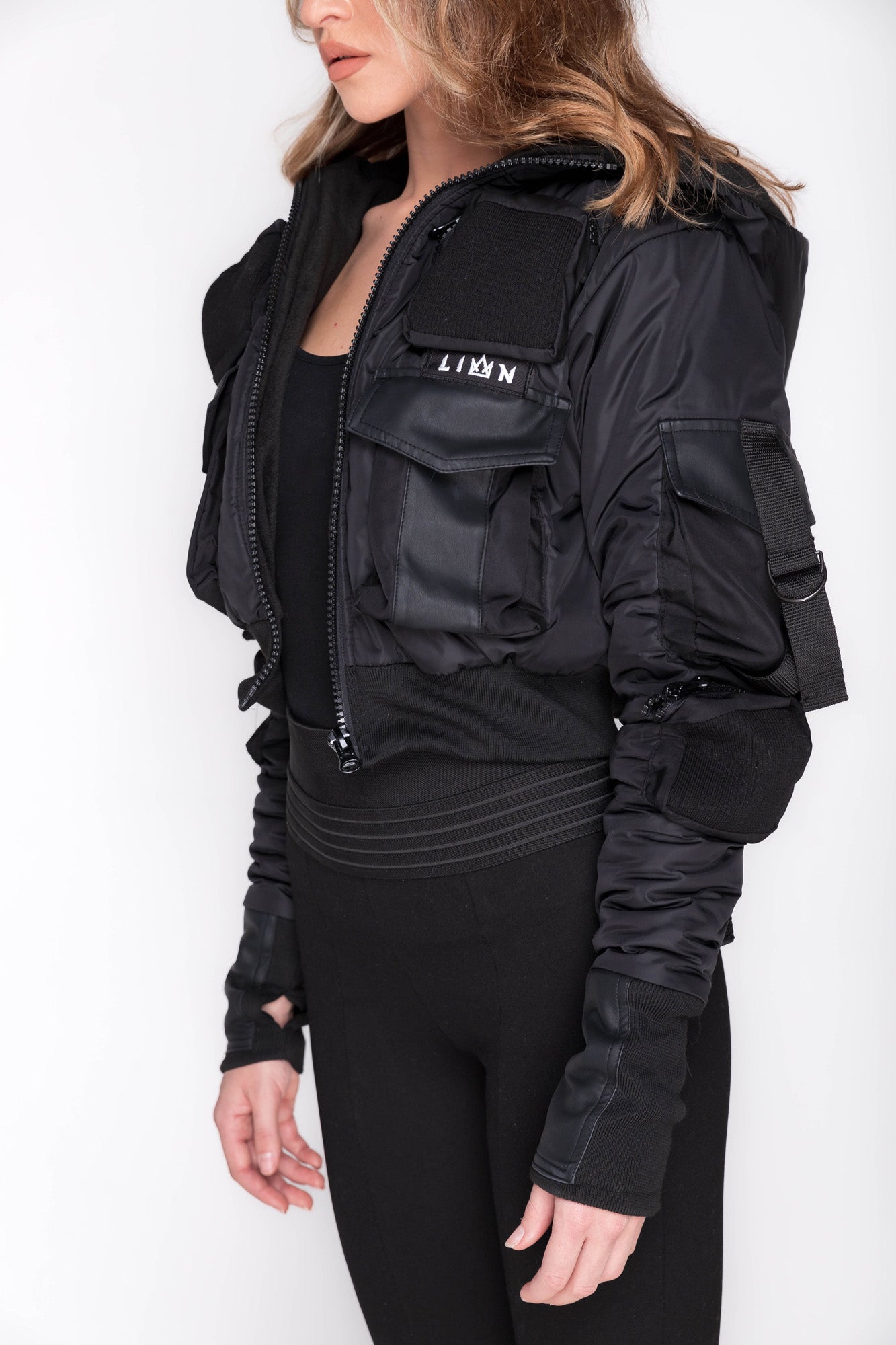 Women Puff Winter Jacket With Pockets In BLACK