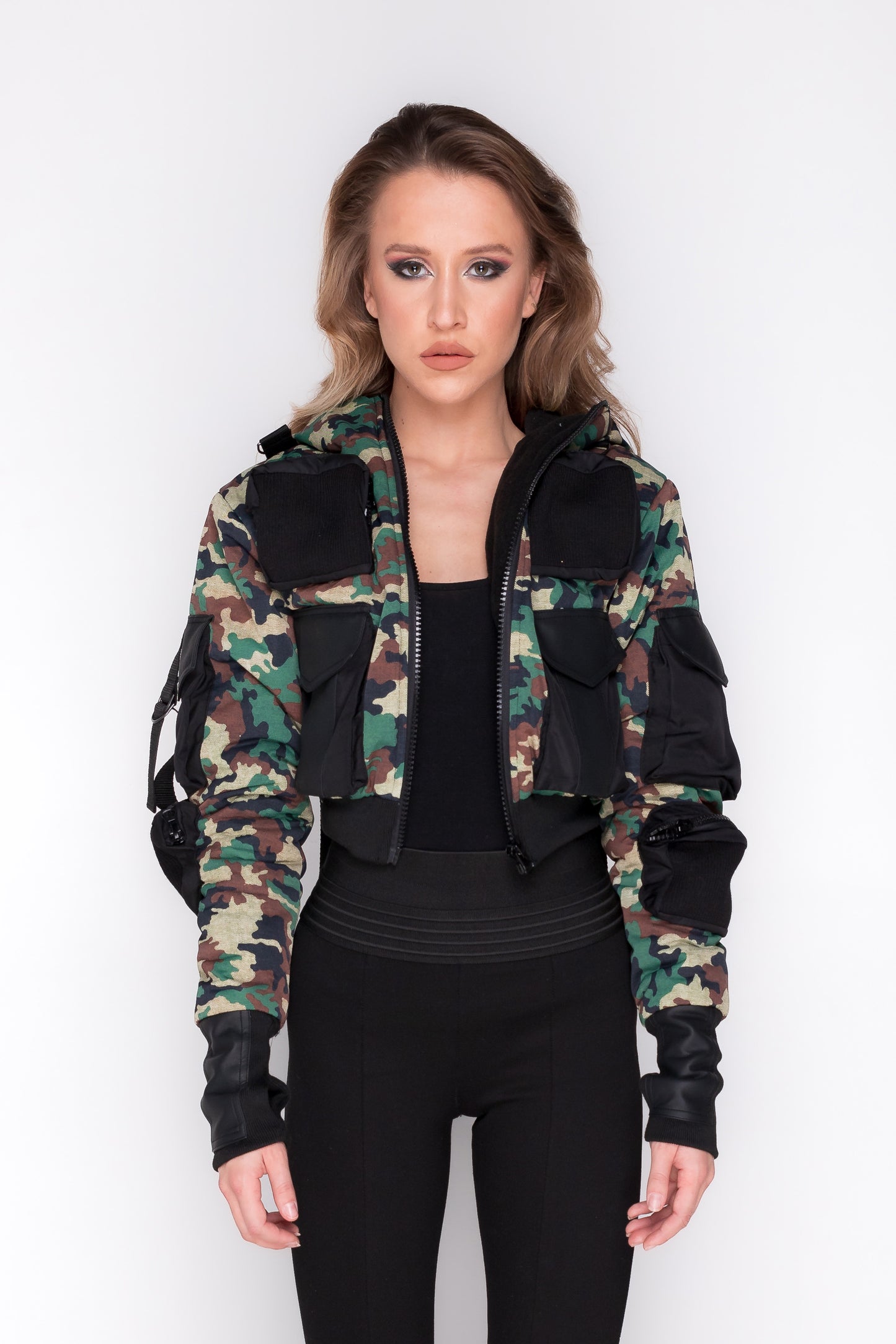 Women Puff Winter Jacket With Pockets In Camouflage